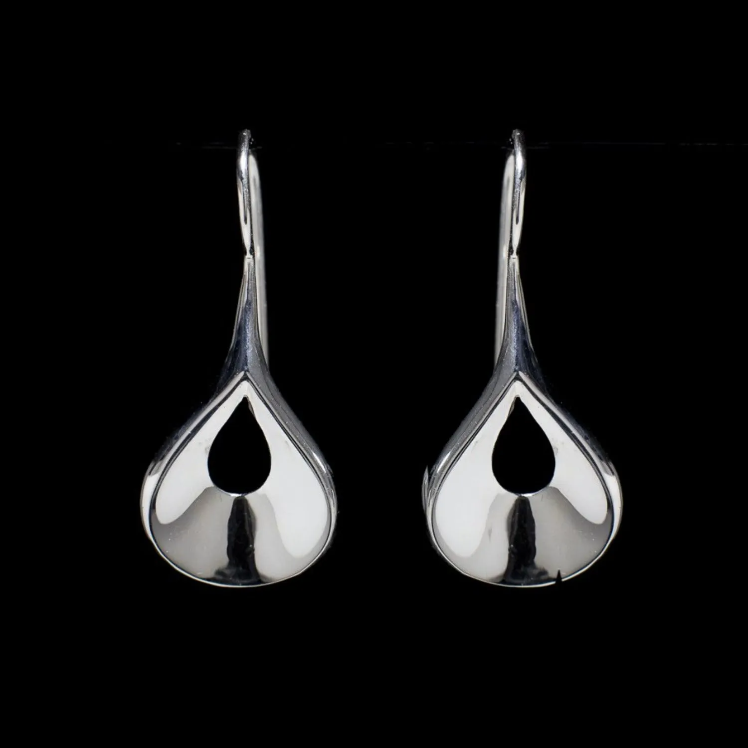 Calla Lilly Earrings