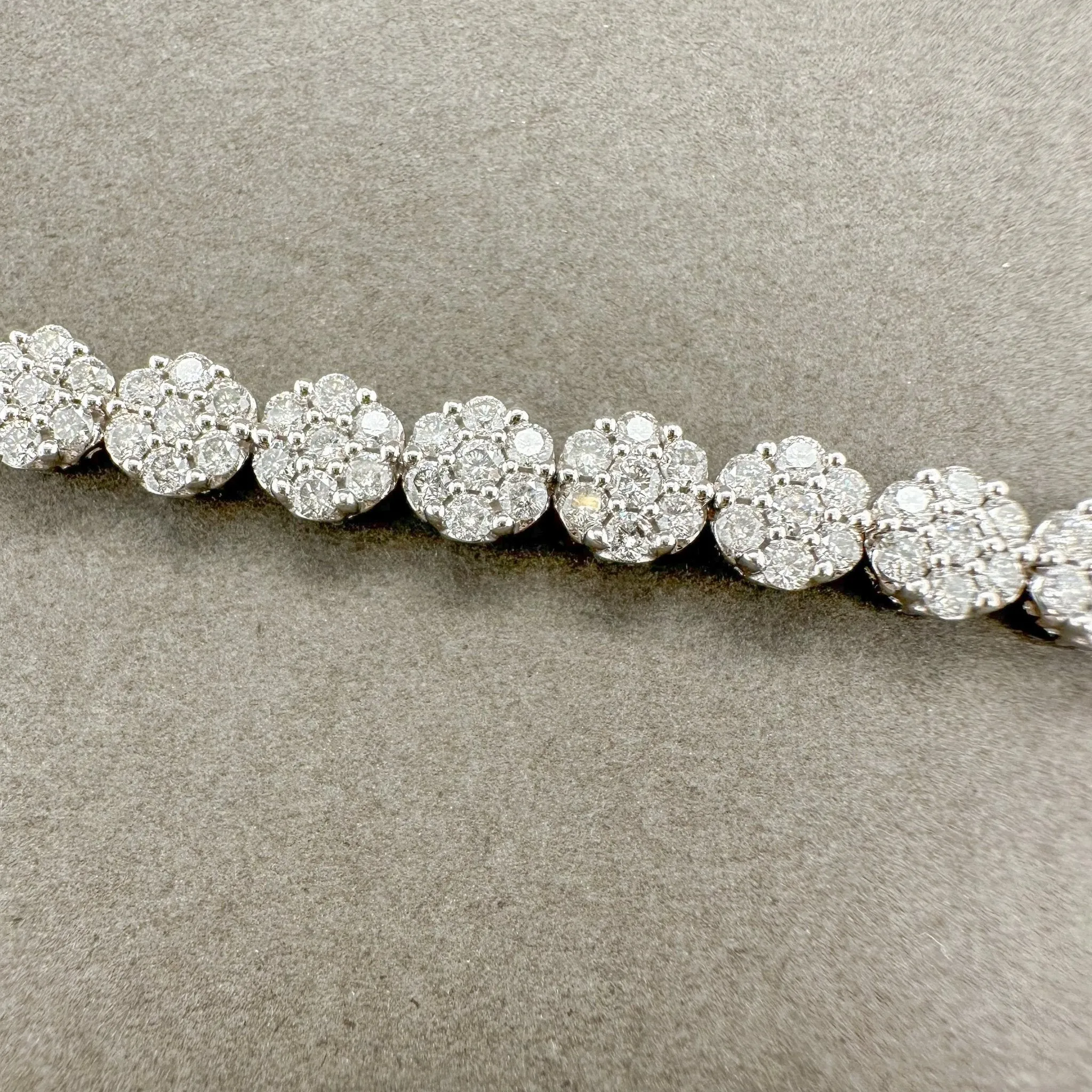 Estate 14K W Gold 5.58ctw H-I/SI1-2 Diamond Tennis Bracelet