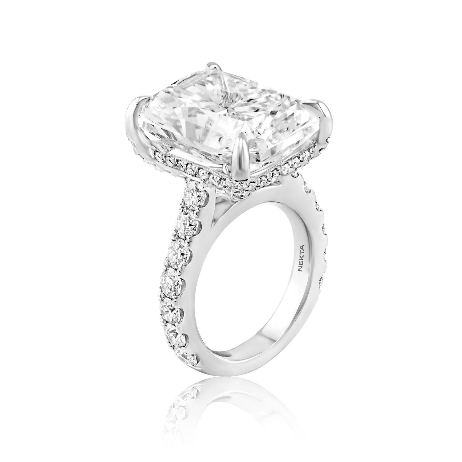 Loraine 19 Carat G VS2 Radiant Cut Lab-Grown Diamond Engagement Ring in 14k White Gold