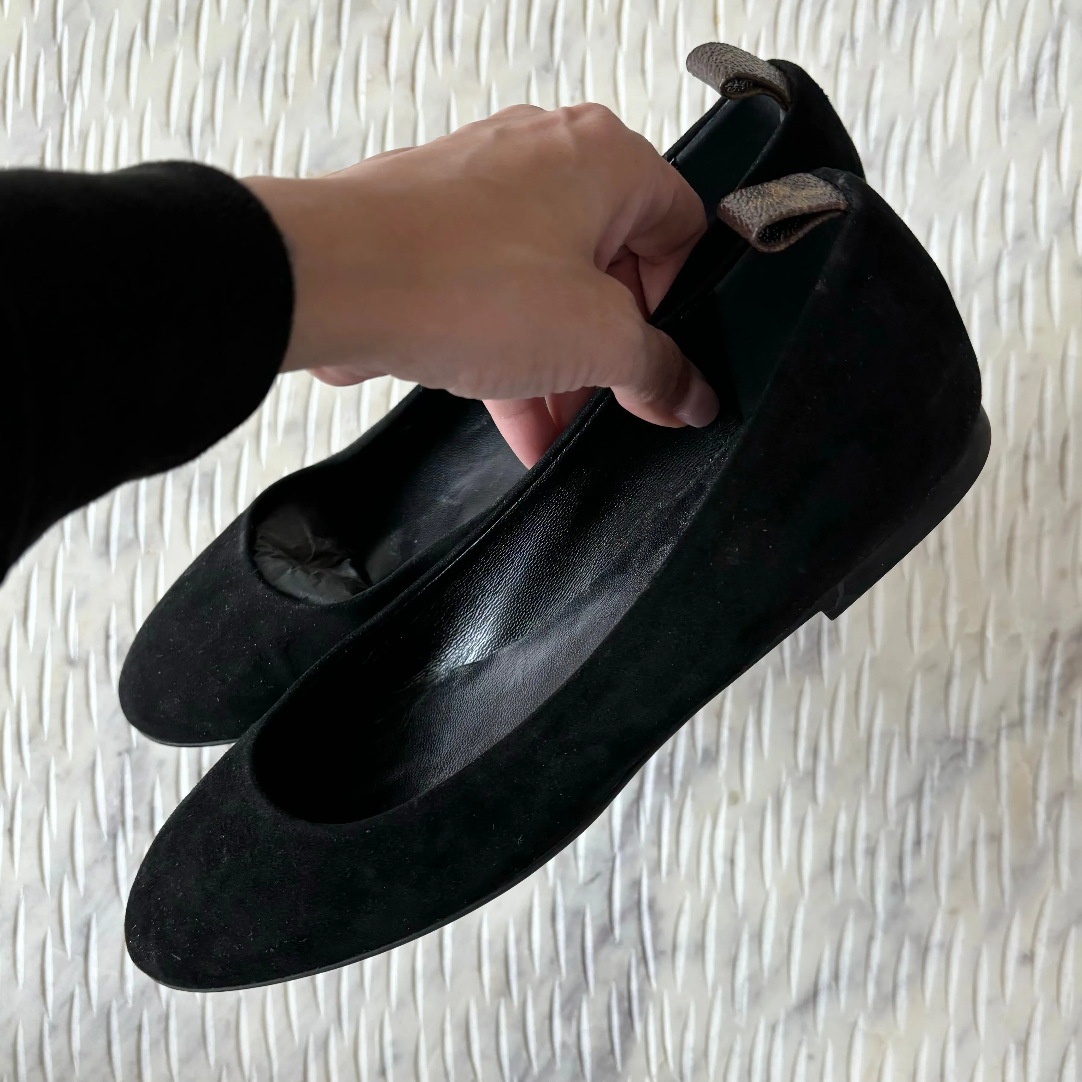 Louis Vuitton Uniform Black suede leather / Monogram Flats