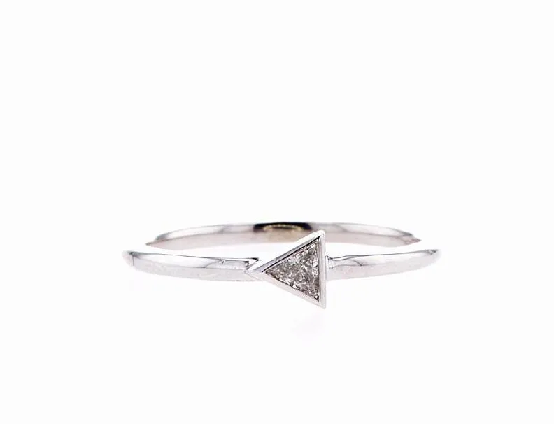 Tango Triangle Diamond Ring (0.10Ctw)