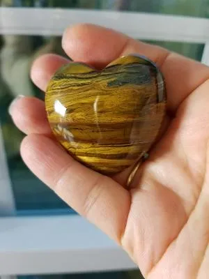 Tiger Eye Heart Stone