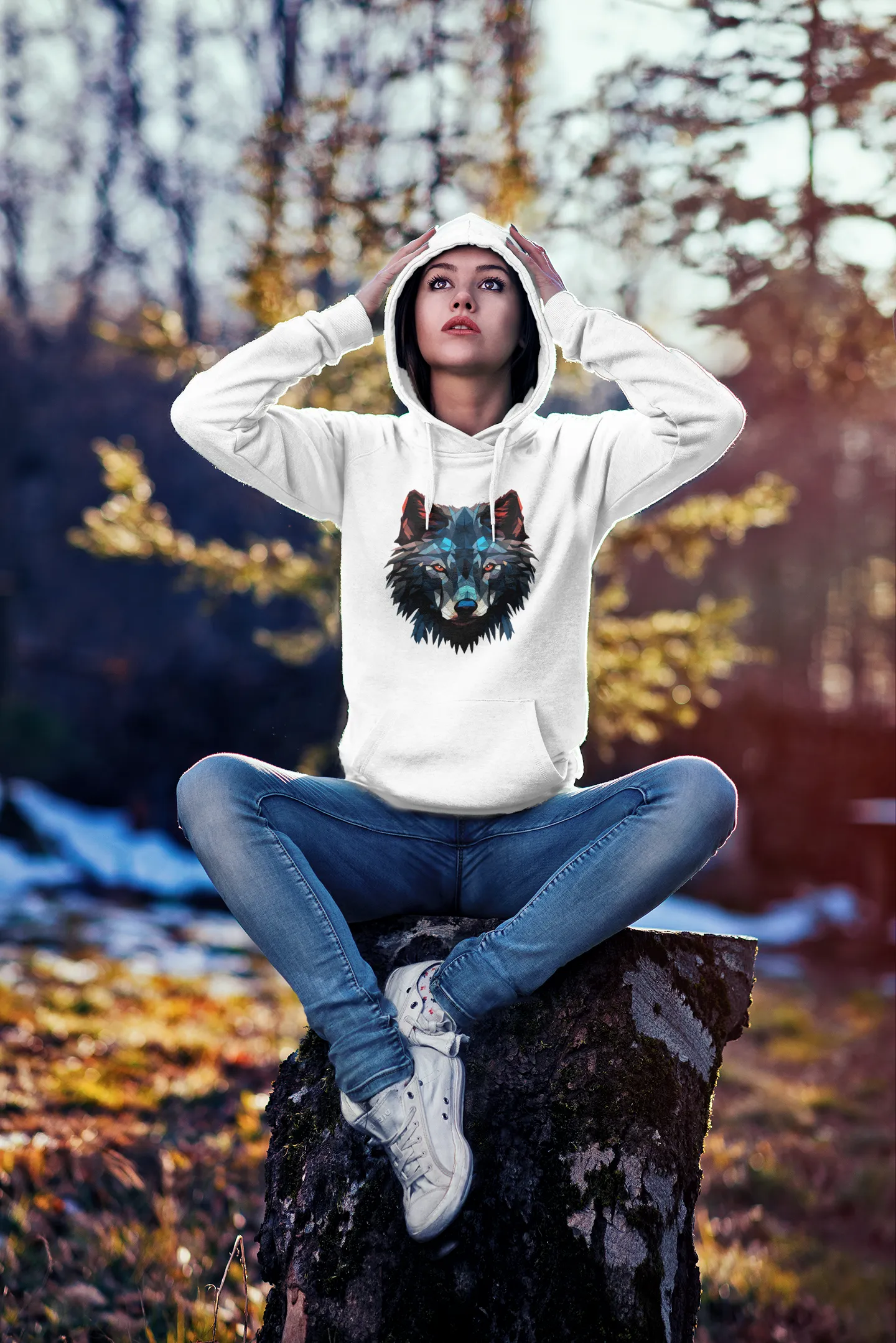 Unisex Bio-Hoodie mit Wolfmotiv "Polygon Wolf"