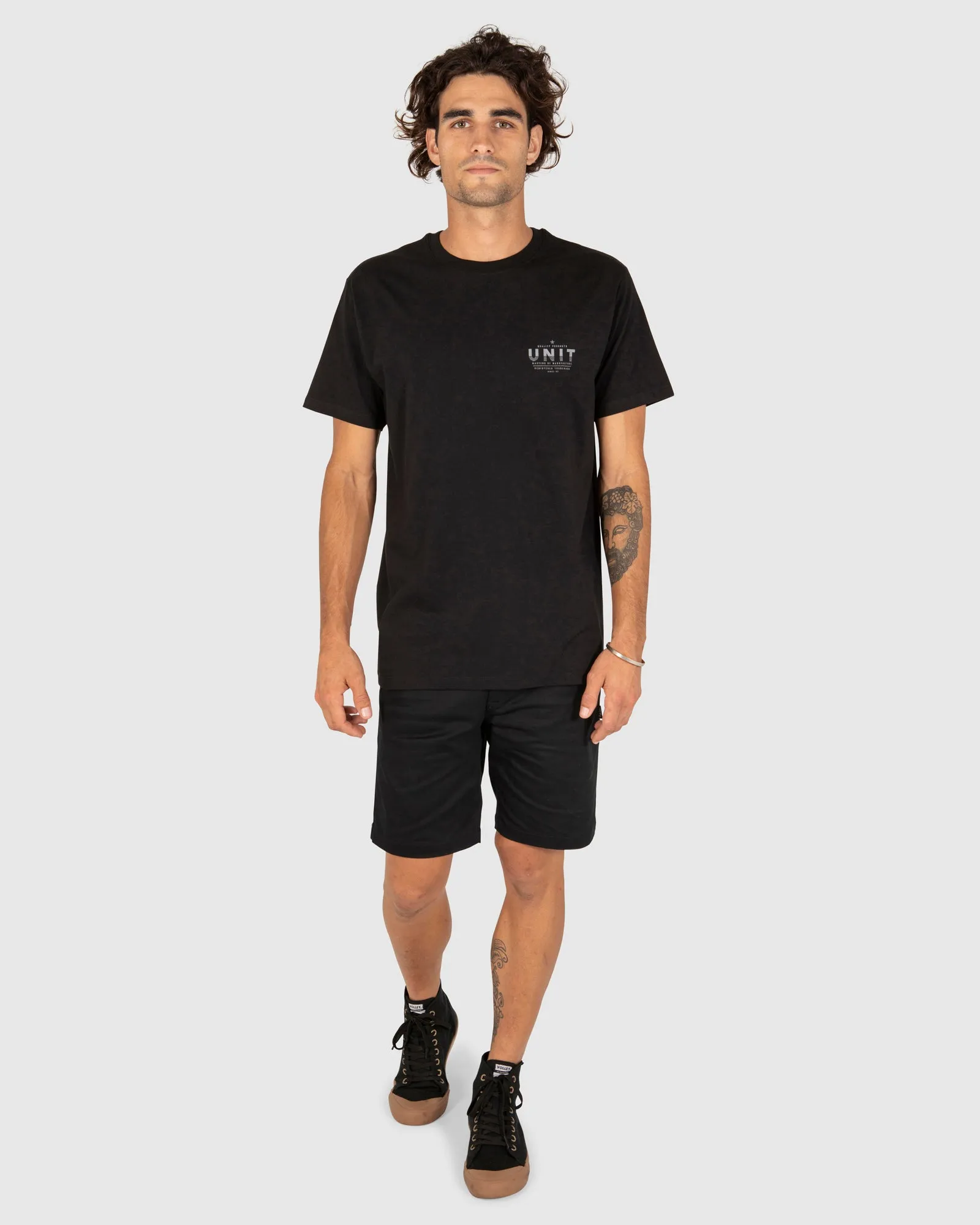 UNIT Bermuda Tee