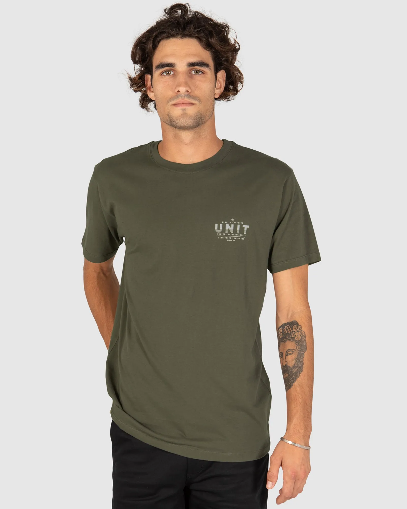 UNIT Bermuda Tee