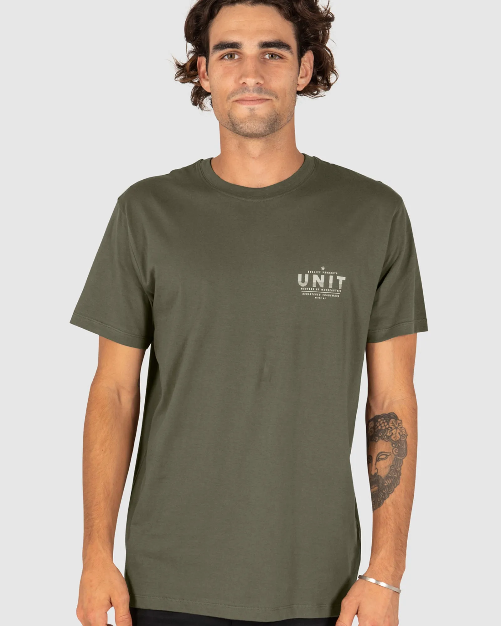 UNIT Bermuda Tee